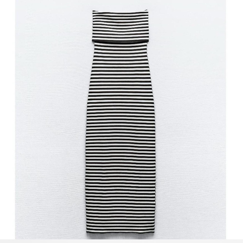 NWT Zara striped stretch knit midi dress
Size-S